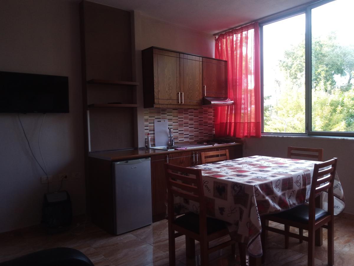 Elio'S Holiday Home Pogradec Zewnętrze zdjęcie